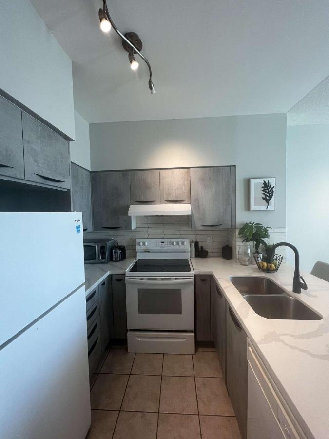 Cozy Fort York Condo Toronto Eksteriør bilde